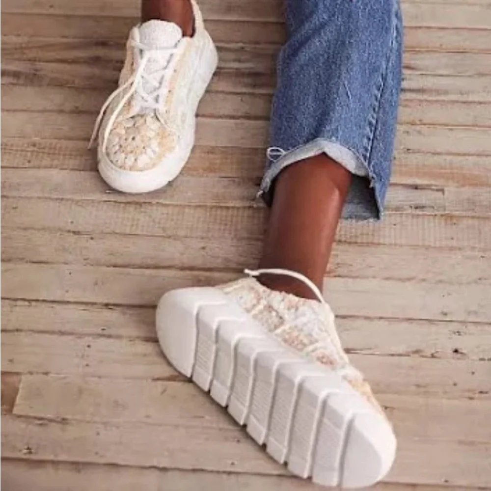 NEW Free People Catch Me If You Can Crochet Platform Sneaker, size 37/ US 6.5